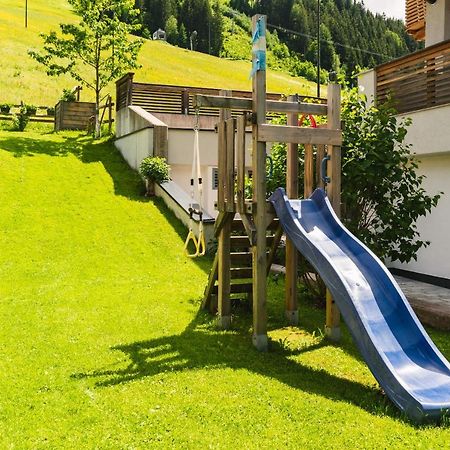 Haus Sabrina - Ferienwohnungen Saalbach-Hinterglemm Exterior foto